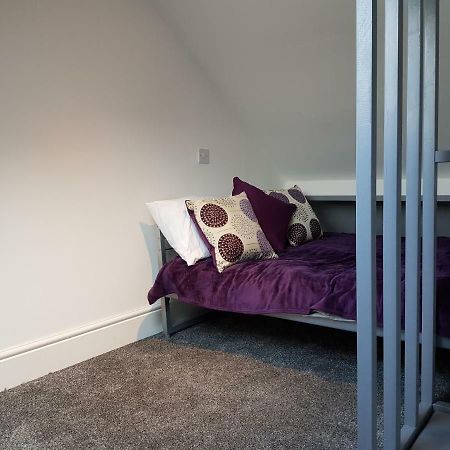 Webb Place 2 Bedroom Apartment ! Croydon Eksteriør bilde