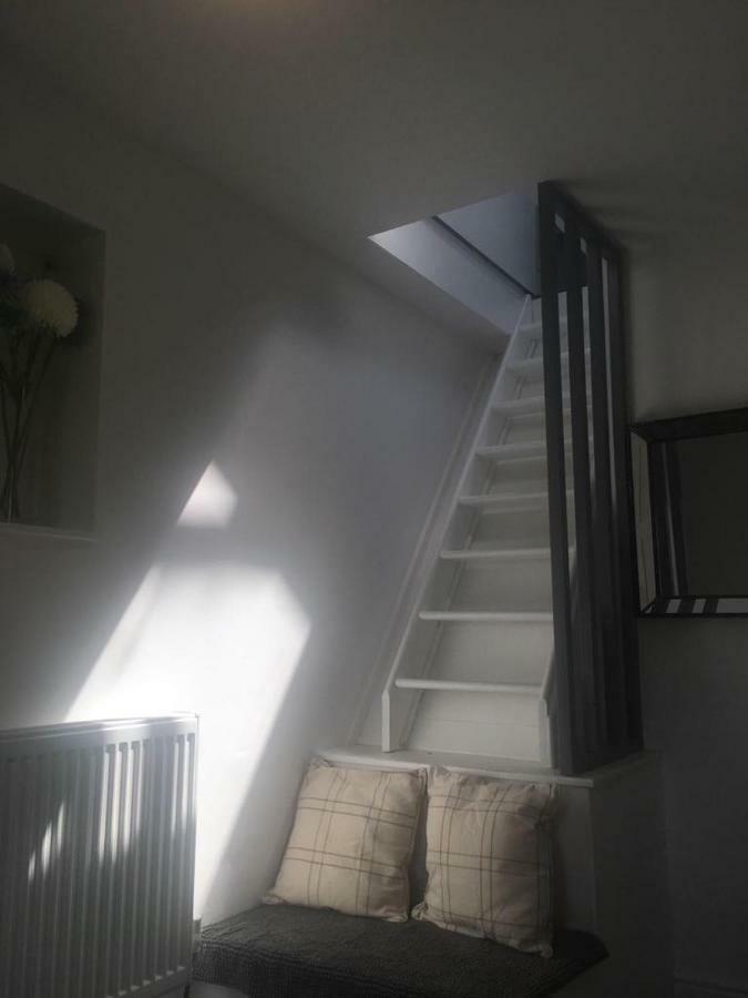 Webb Place 2 Bedroom Apartment ! Croydon Eksteriør bilde