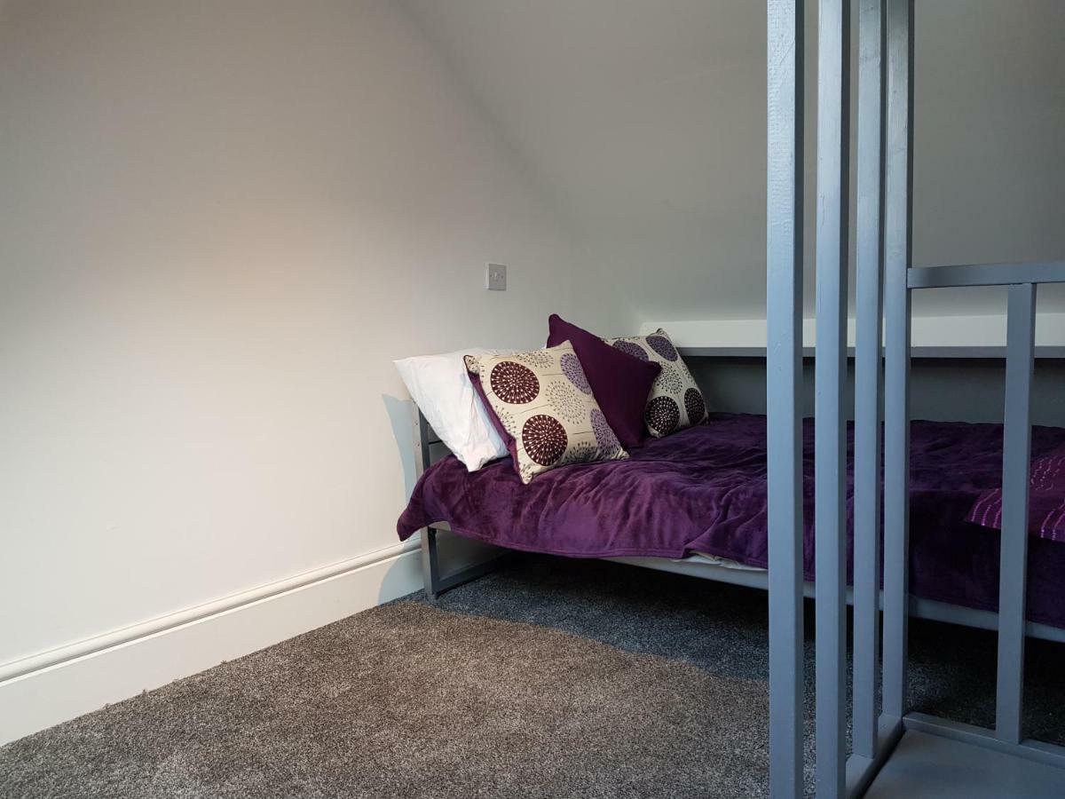 Webb Place 2 Bedroom Apartment ! Croydon Eksteriør bilde